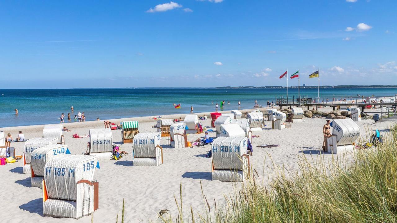 Hotel Landhaus Haffkrug Scharbeutz Eksteriør billede